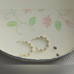 14K Elegant Gold and Pearl Hoop Earrings 1 Inch